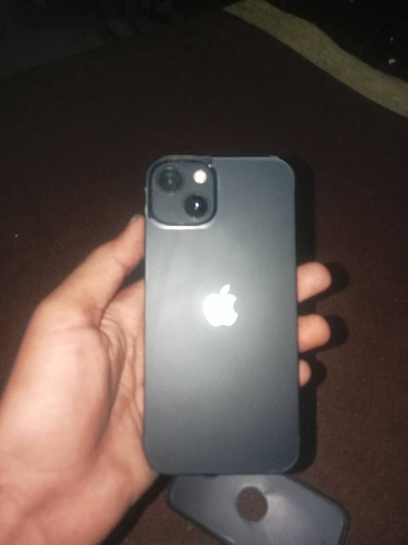 Apple iPhone 13 1