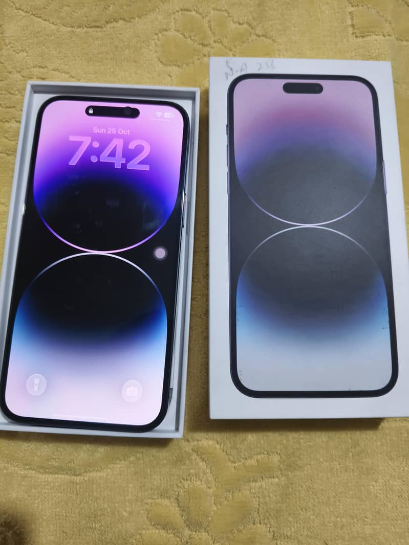 Apple iPhone 14 Pro Max 0