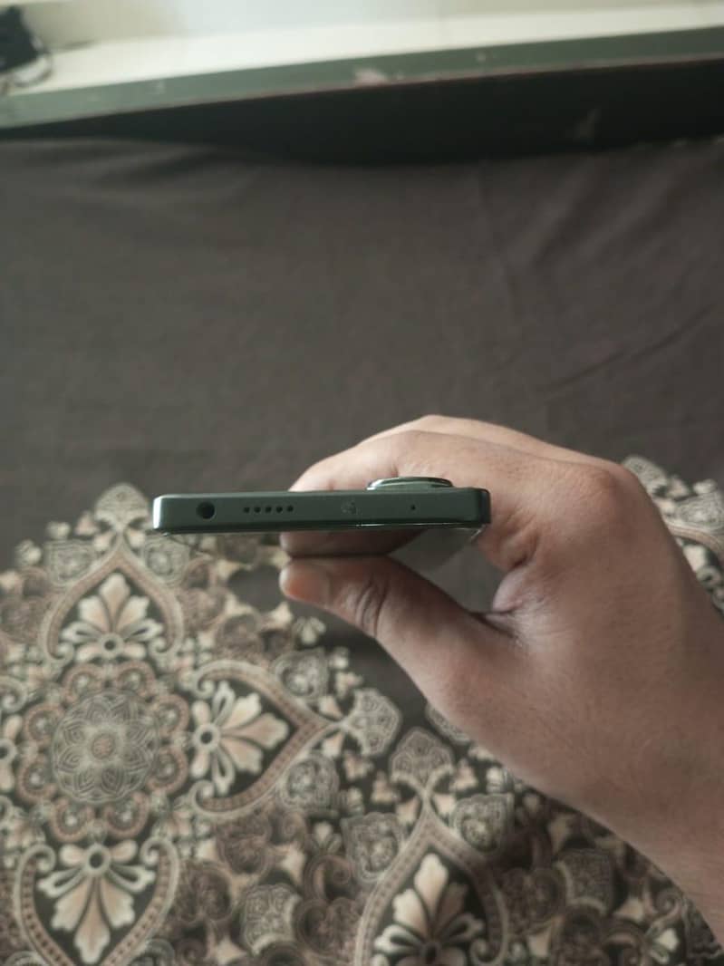 Xiaomi Redmi Note 13 Pro 4