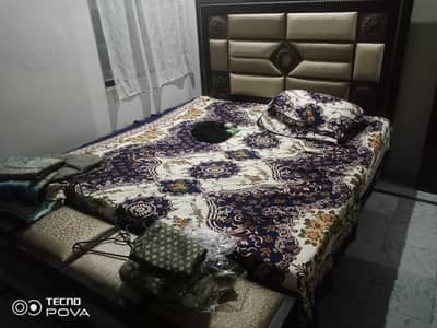 king size bed