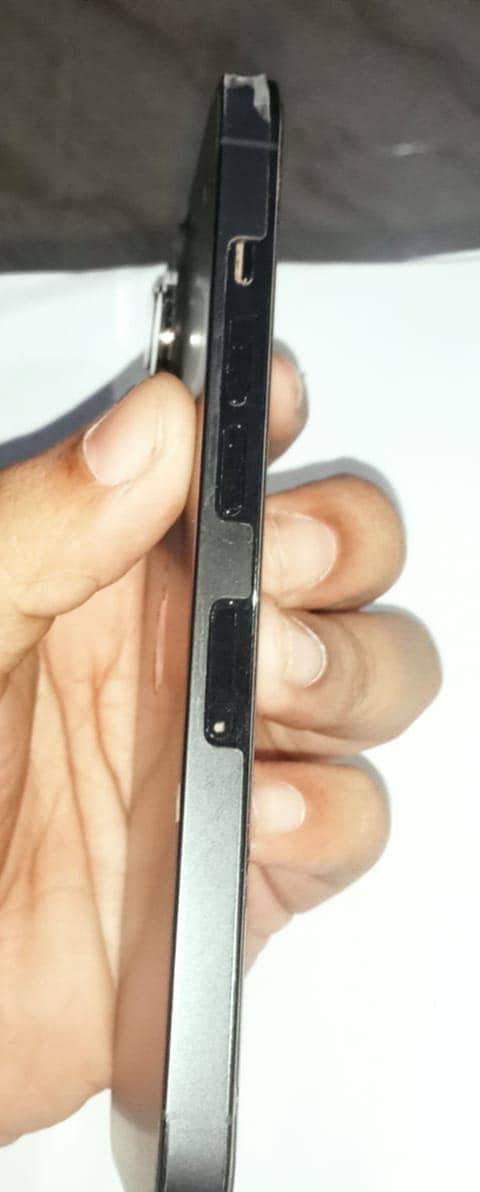 Apple iPhone 13 Pro 0