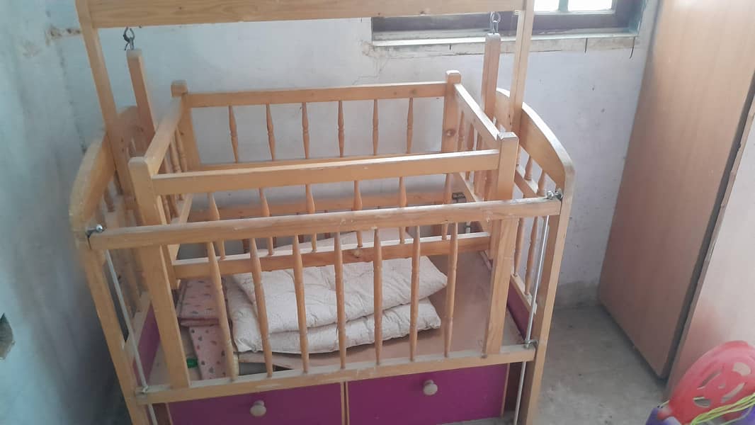 kids cot 1