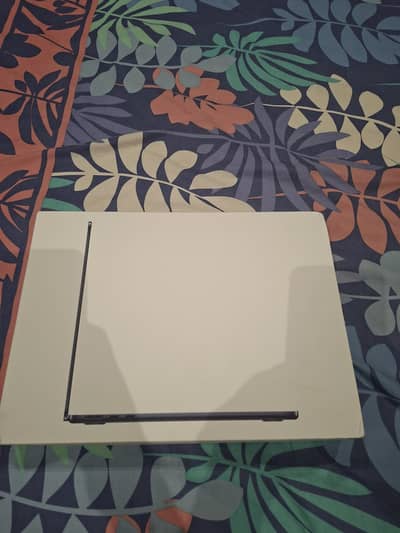 Apple MacBook Air M4 13 Inch 16GB RAM 256GB SSD Midnight Blue