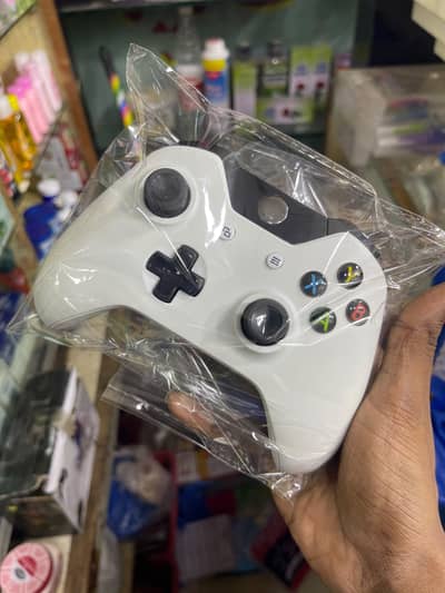 xbox one. . s wireless controller