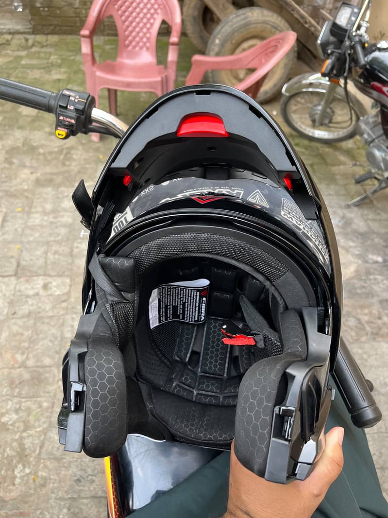 Latest helmat 1