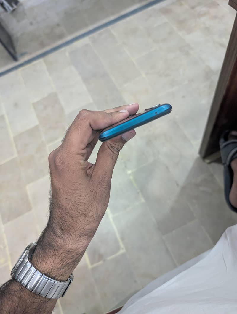 Realme 5 Pro 4