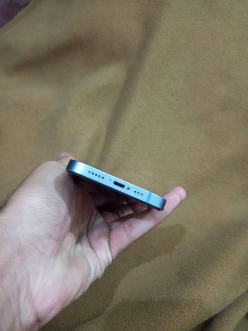 Apple iPhone 14 1