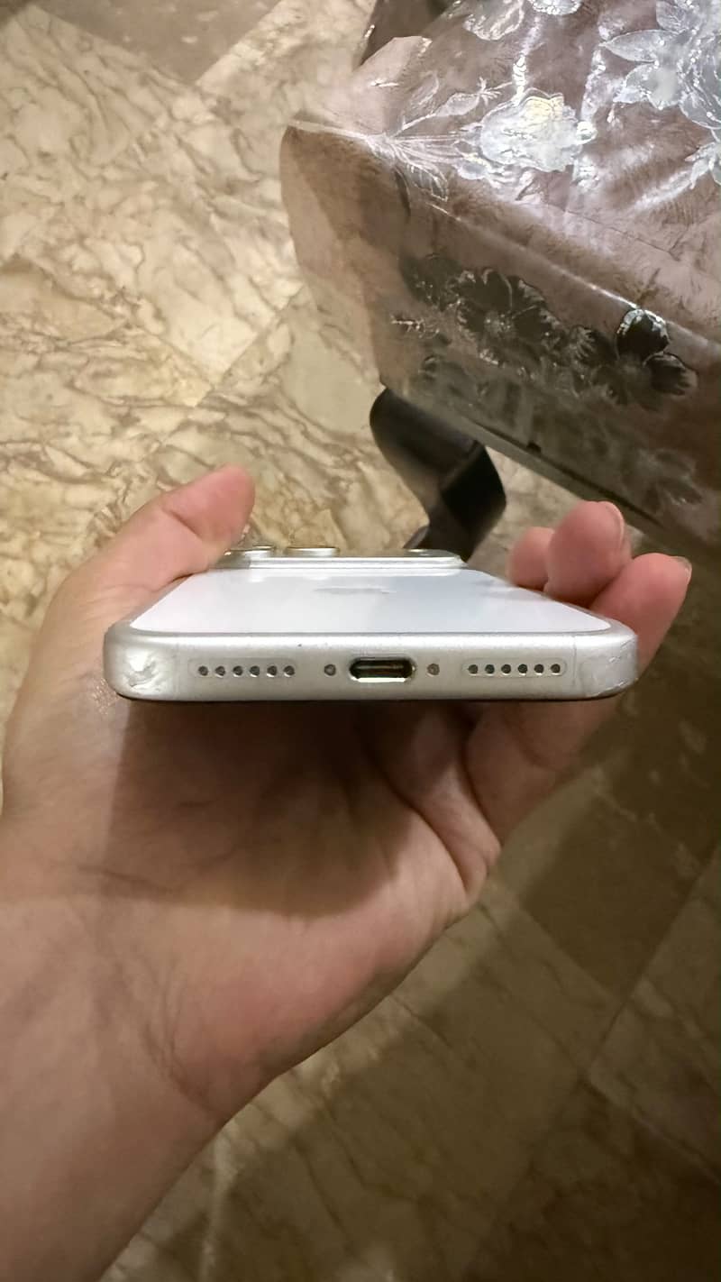 Apple iPhone 17 Pro Max 5