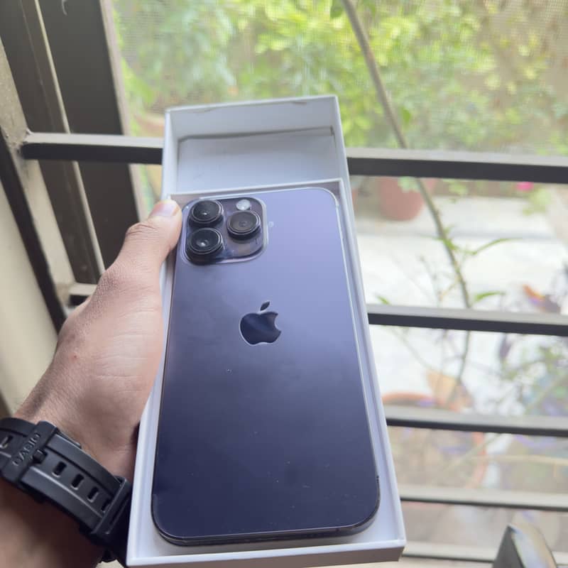 Apple iPhone 14 Pro Max 2