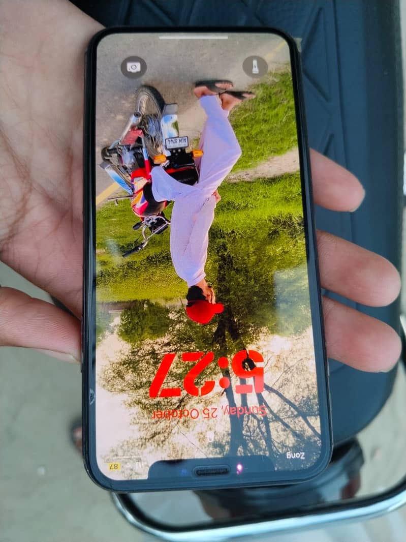 Apple iPhone XS 6