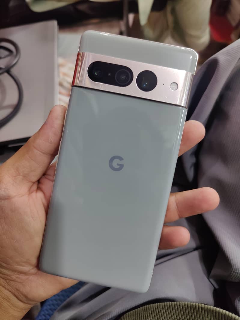 Google Pixel 7 Pro 2
