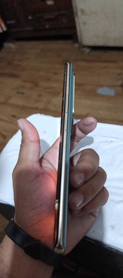 INFINX ZERO 30  8+8 GB RAM 256 GB ROM AVAILEBAL ALL OK WITH BOX