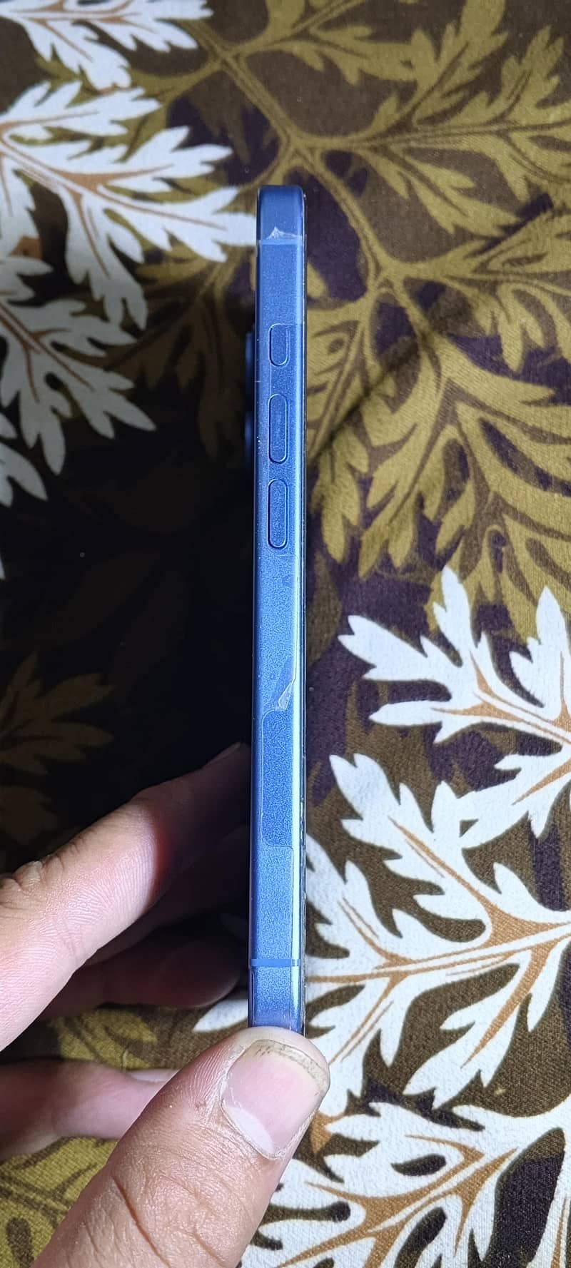 Apple iPhone 16 1