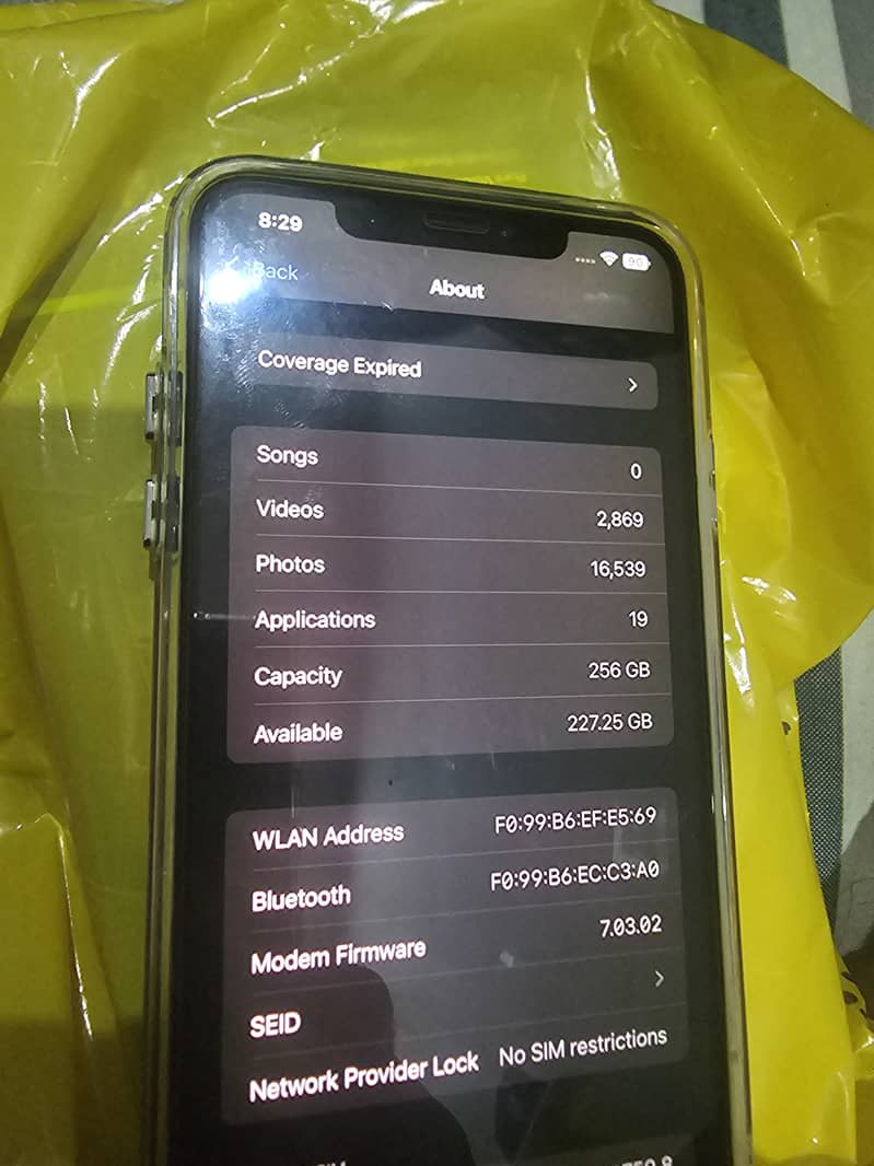 Apple iPhone XS Max 1
