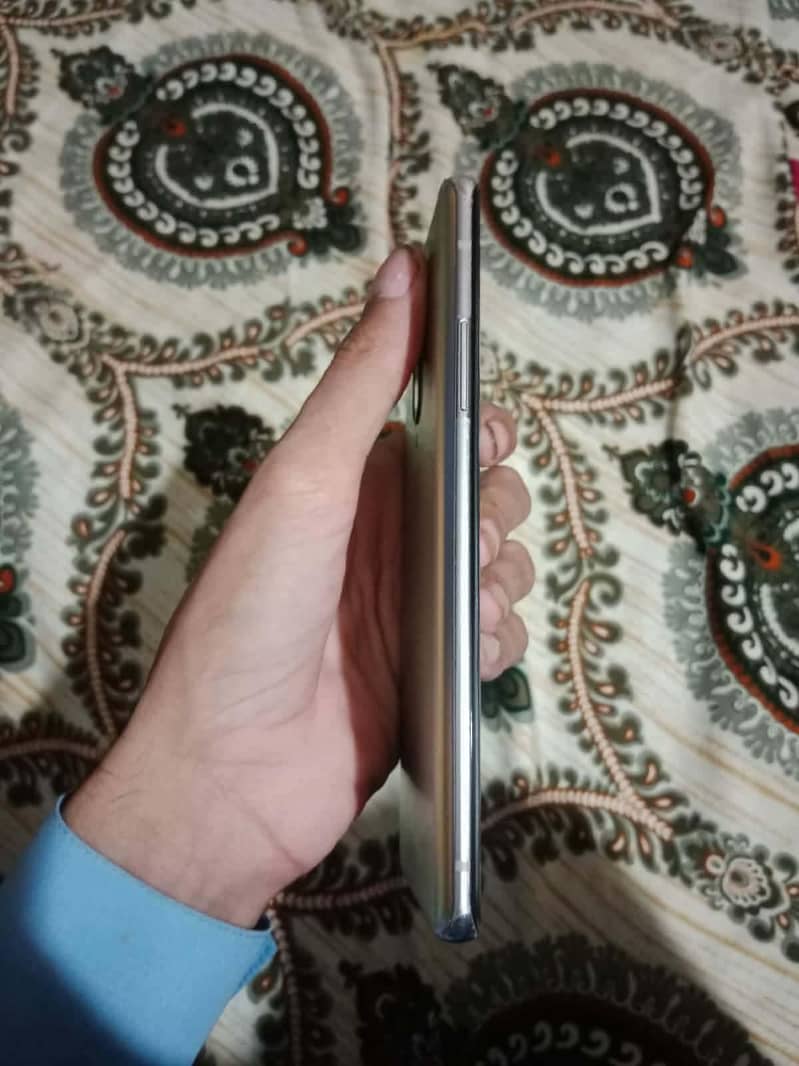 One Plus 8 5