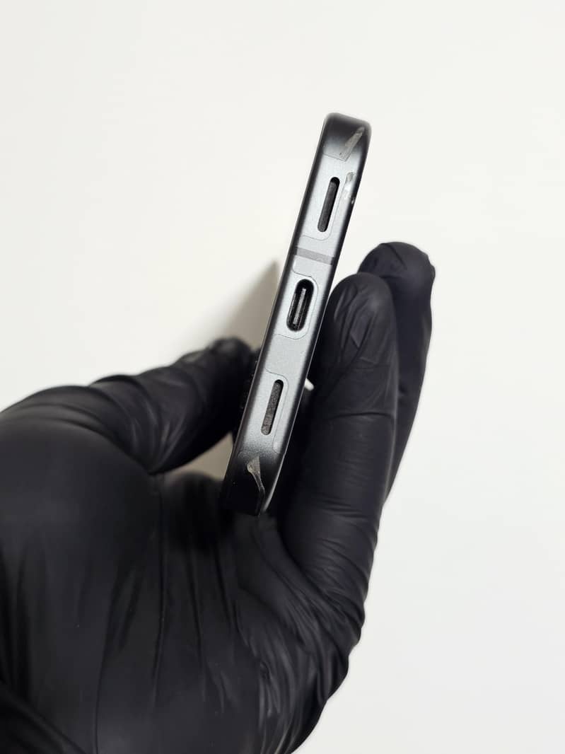 Google Pixel 10 3