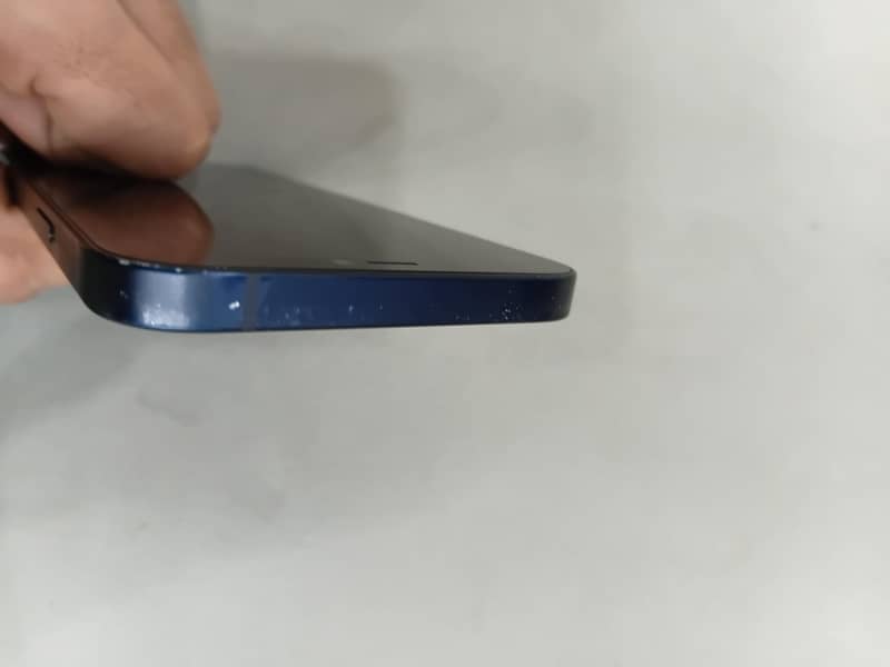 Apple iPhone 12 5