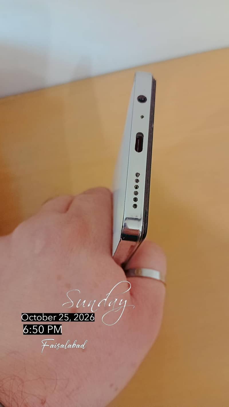 Tecno CAMON 20 Pro 4