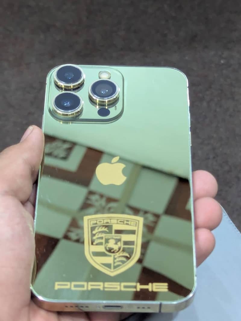 Apple iPhone XR Convert 1