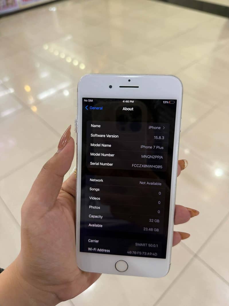 Apple iPhone 6 Plus 1