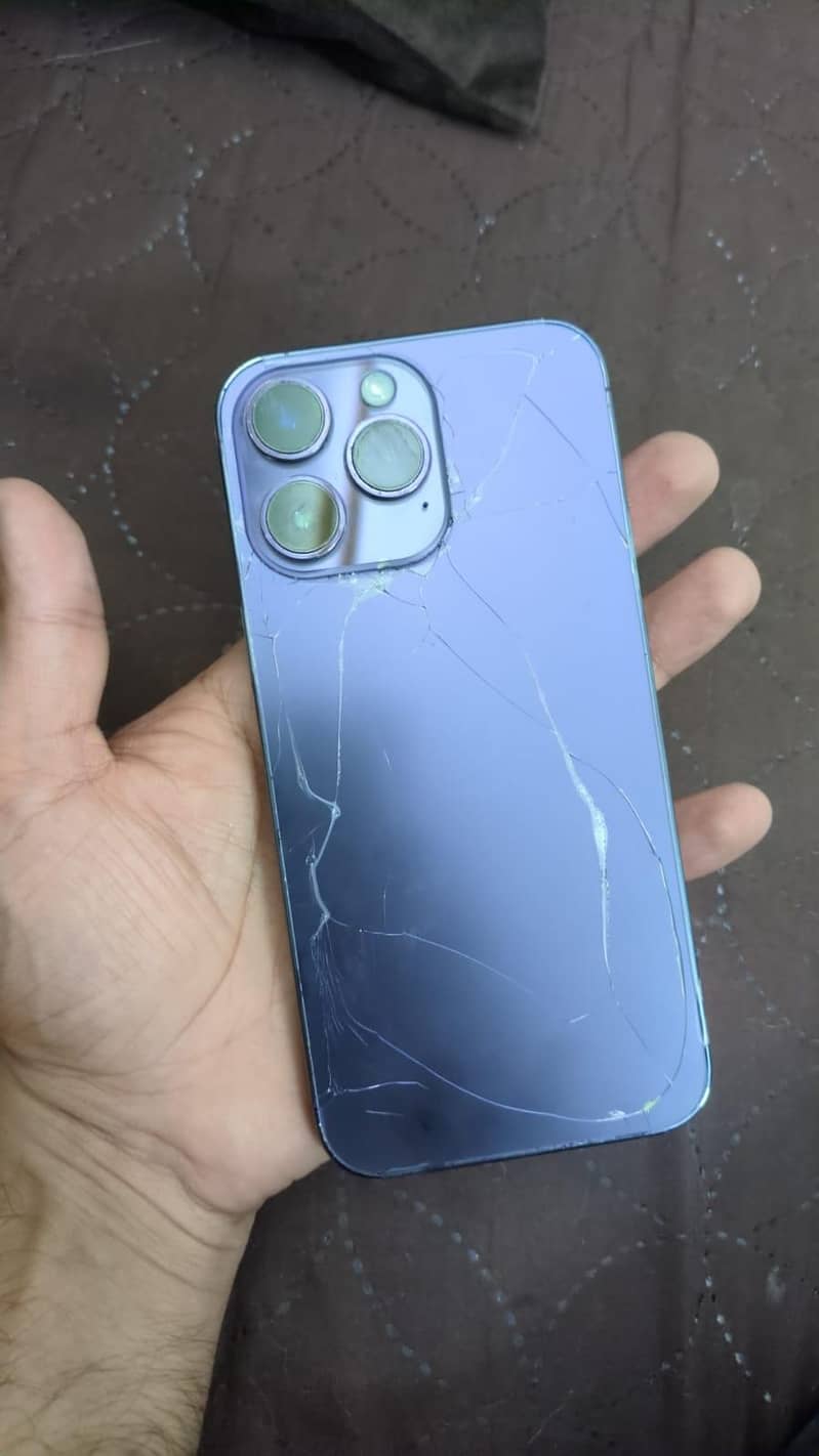 Apple iPhone 14 Pro Max 1