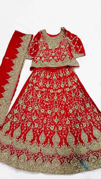red bridel lehnga