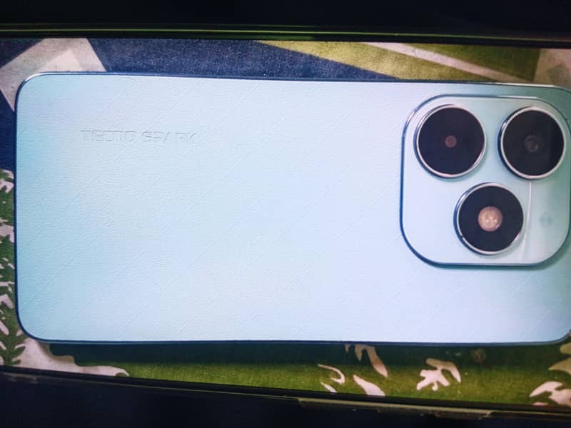 Tecno Spark 20 0
