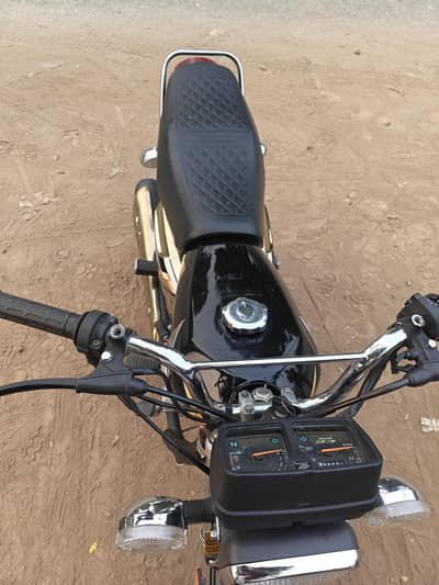 Honda 125 new look