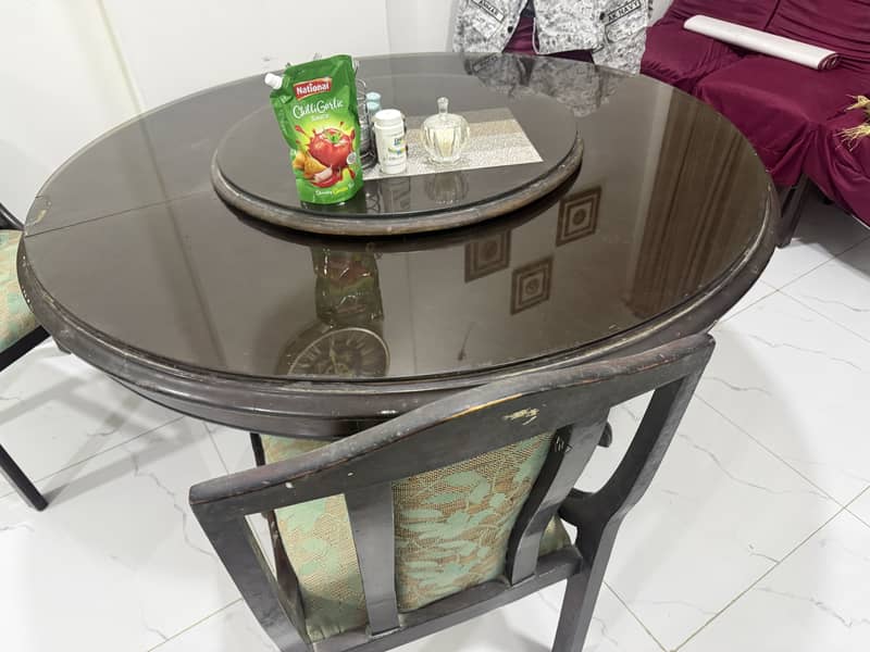 Dining table with 6 chairs 3
