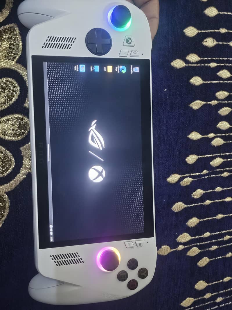 Rog Ally Z2 0