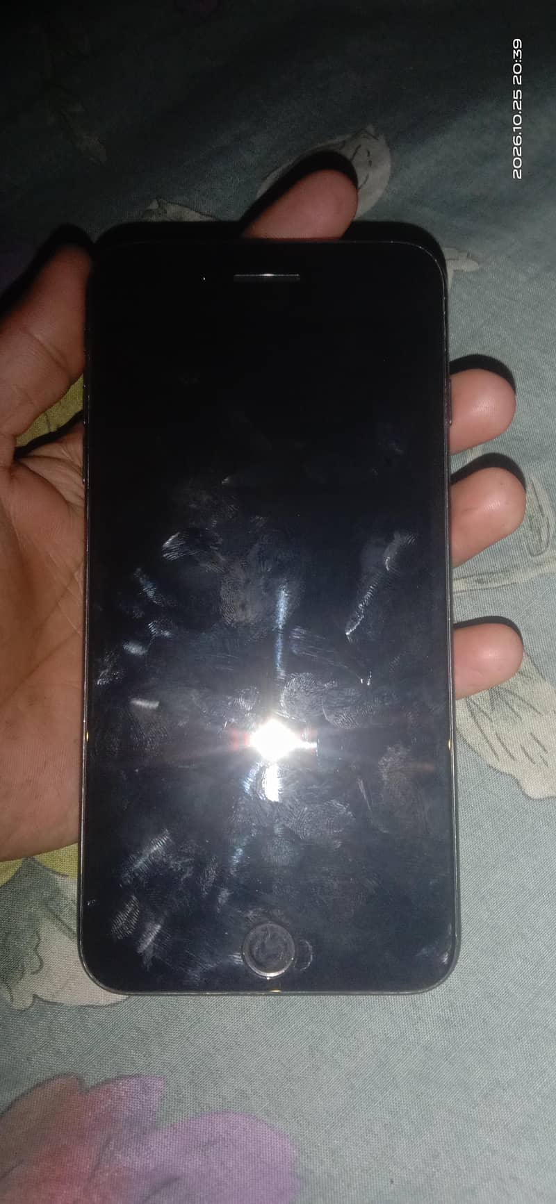 Apple iPhone 7 Plus 3