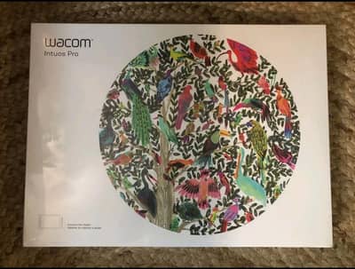 Wacom Intuos Pro Medium PTH-660 Drawing Tablet