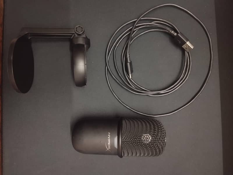 Microphone hyper x Solo Cast 4
