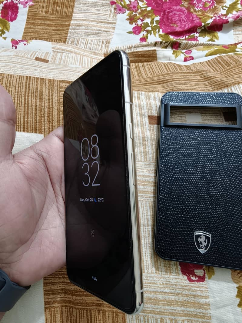 Google Pixel 8 Pro 2