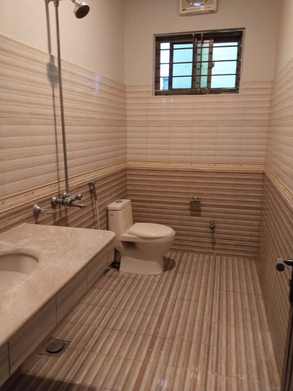 E11 upper portion 3bed 0
