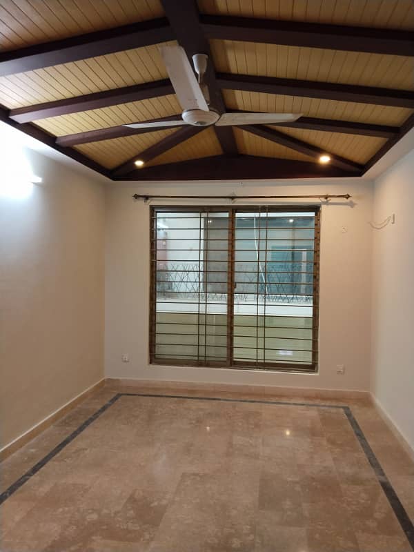 E11 upper portion 3bed 2
