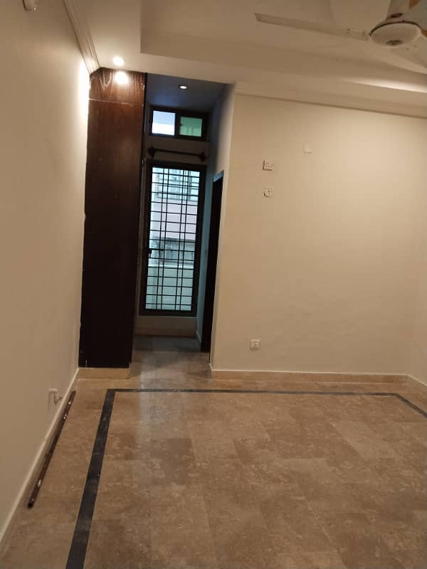 E11 upper portion 3bed 6