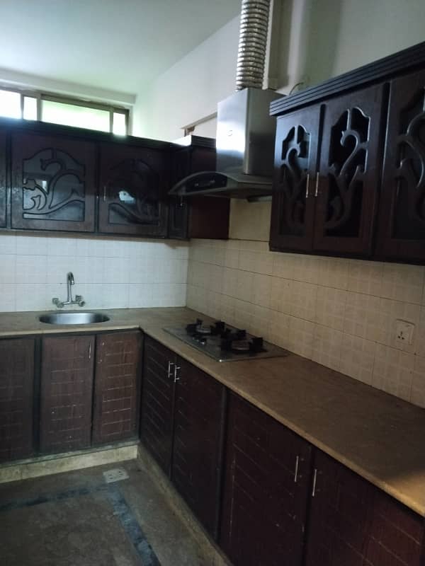E11 upper portion 3bed 11