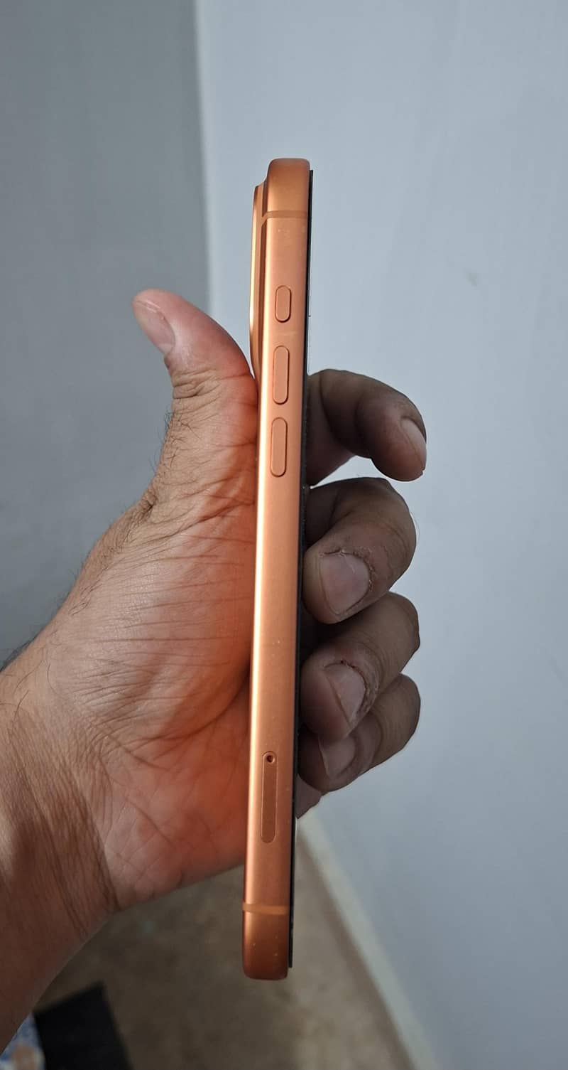 Apple iPhone 17 Pro Max 3
