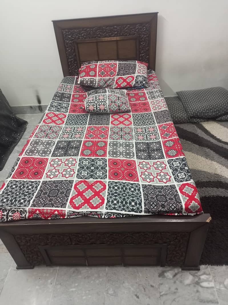 double bed without metress 4