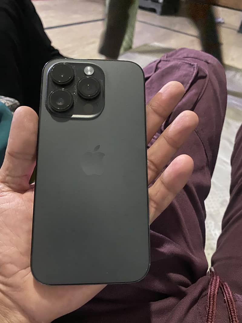 Apple iPhone 14 Pro 2