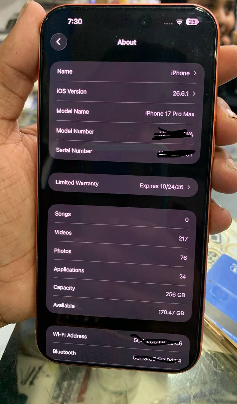 Apple iPhone 17 Pro Max 3