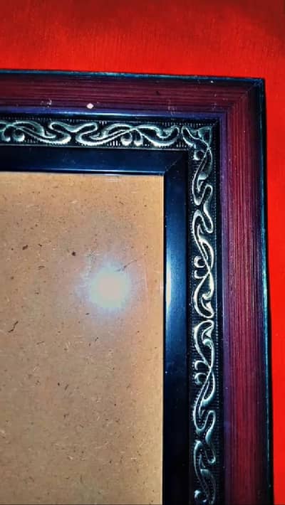 2 Photo Frames for Sale – Good Price