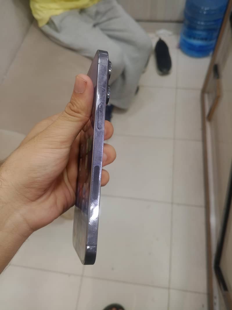 Apple iPhone 14 Pro Max 3