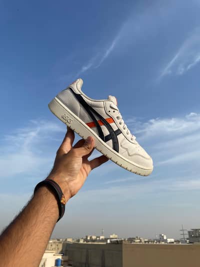 Original Asics Shoes/Sneakers (Size: 42)