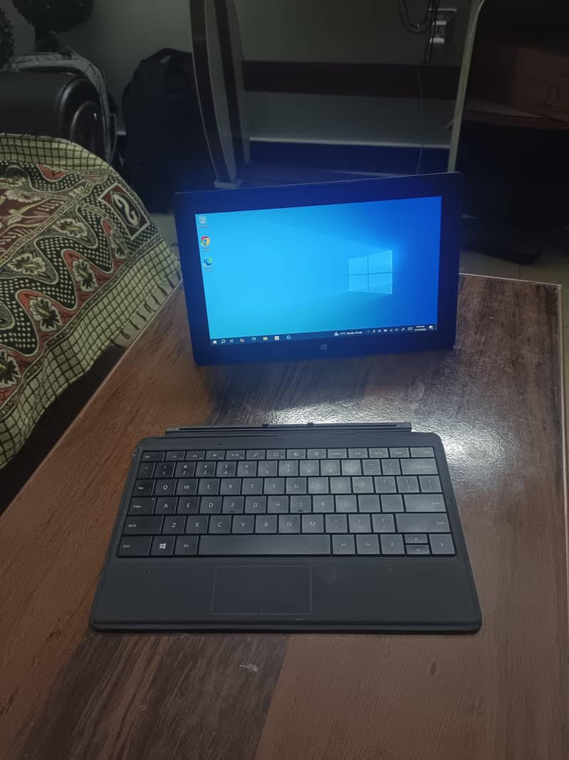 Microsoft Surface Pro | Core i5 | Detachable Touchscreen | 128GB SSD 8
