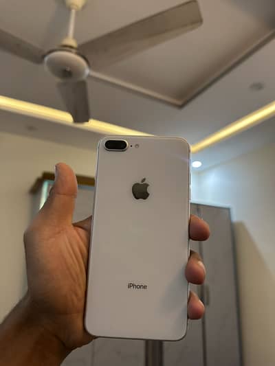 Apple iPhone 8 Plus