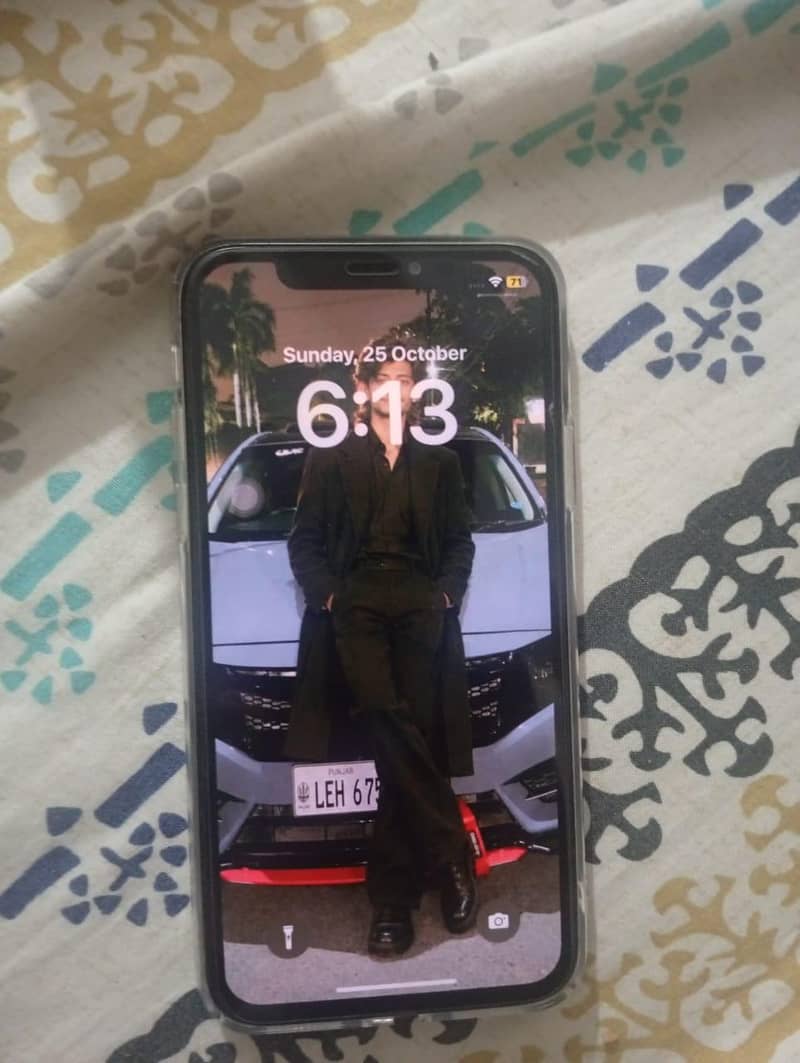 Apple iPhone X 0