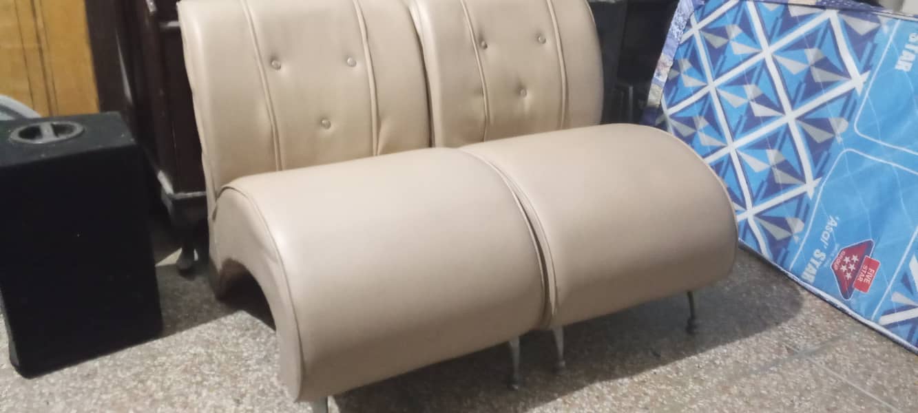 Comfy Relaxers Sofas 2