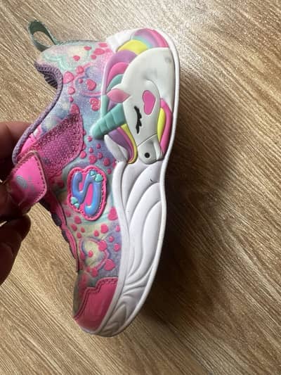 Excellent condition shoes for girl 2.5 to 4 years